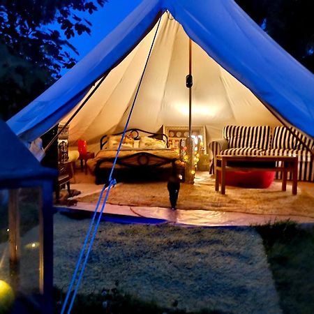 Tente Mongole 4 Saisons Cosy Et Spacieux Conchy-les-Pots Exteriör bild